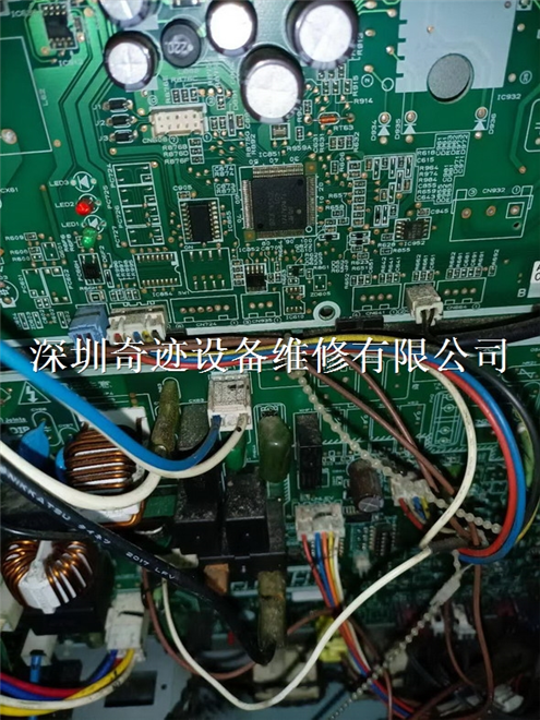 日本三菱HE-SV50-W34冷水机维修_5